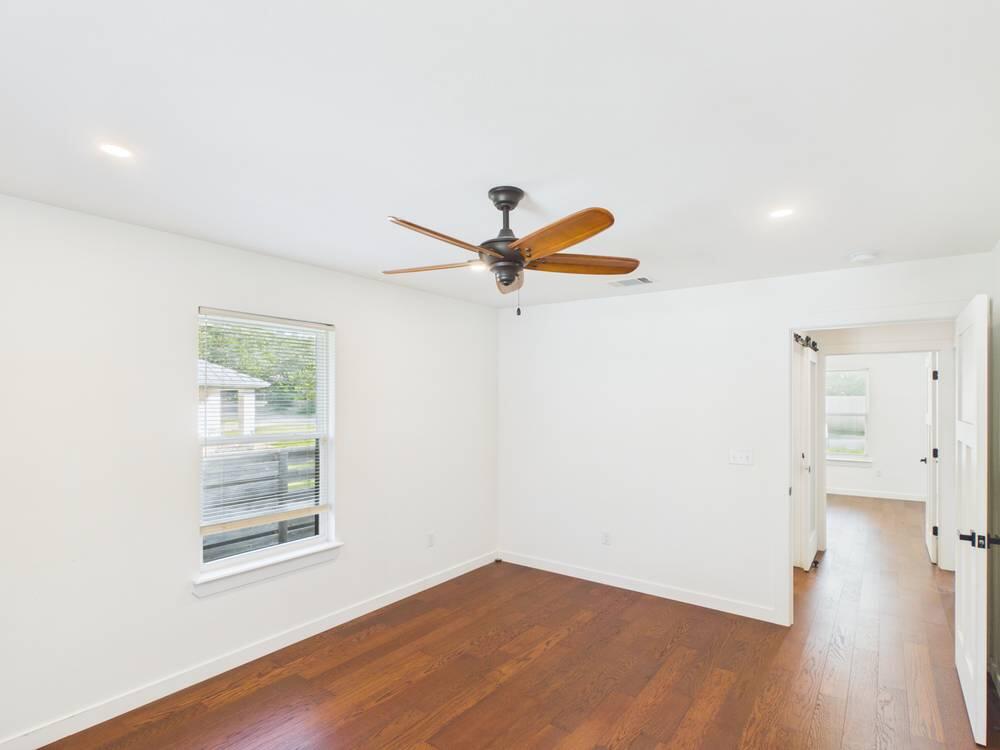 313 Fulton St Property Photo 16
