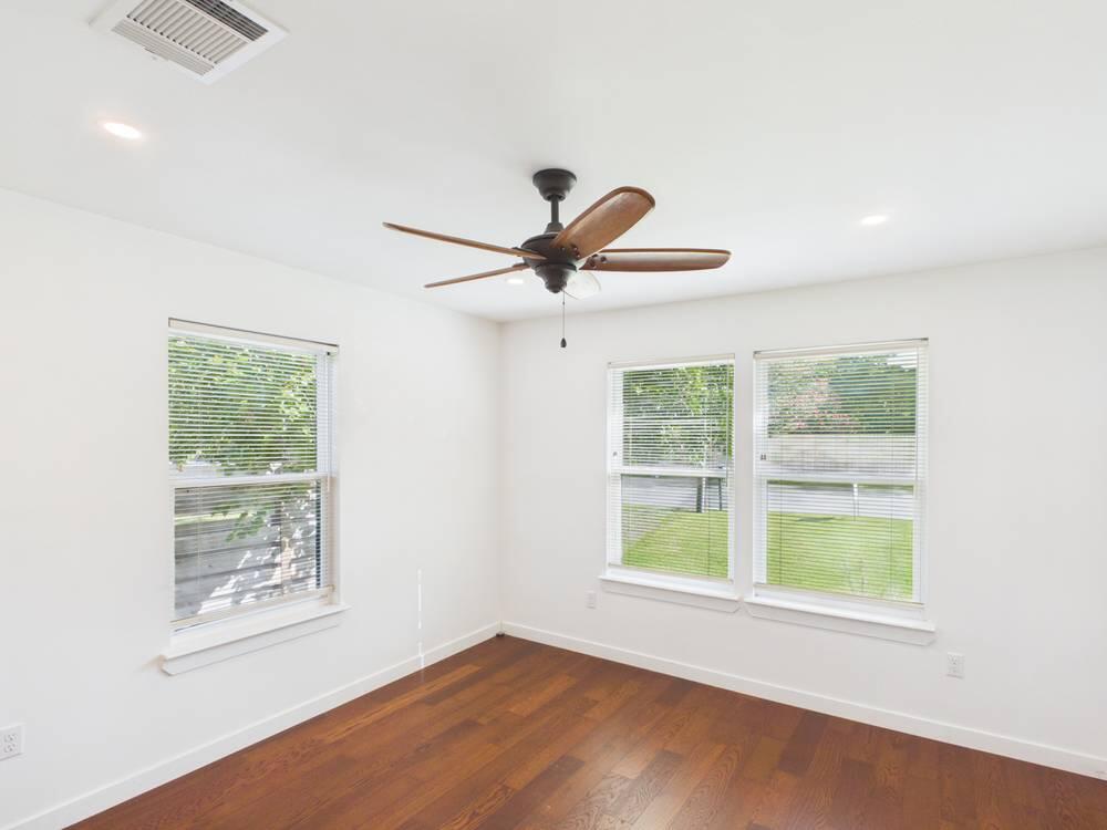 313 Fulton St Property Photo 17