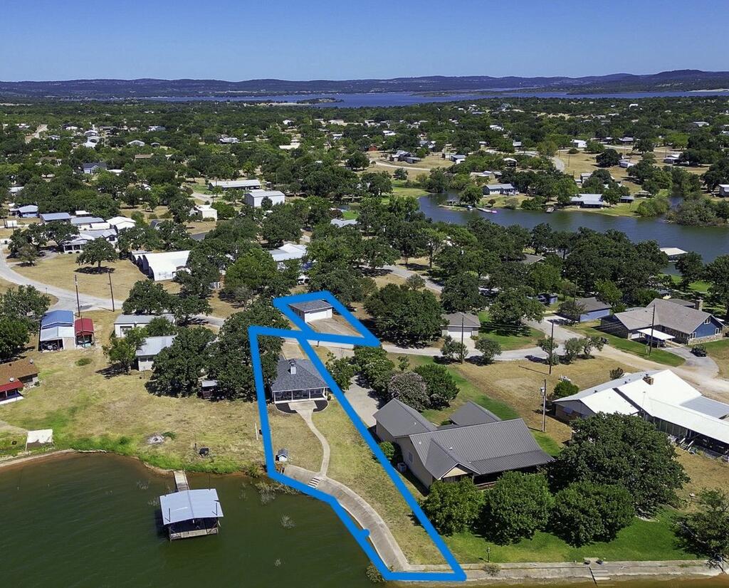 1813 Spring St Property Photo 4