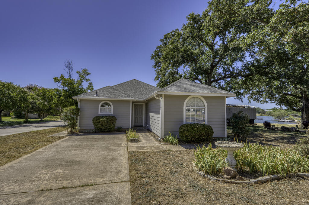 1813 Spring St Property Photo 5