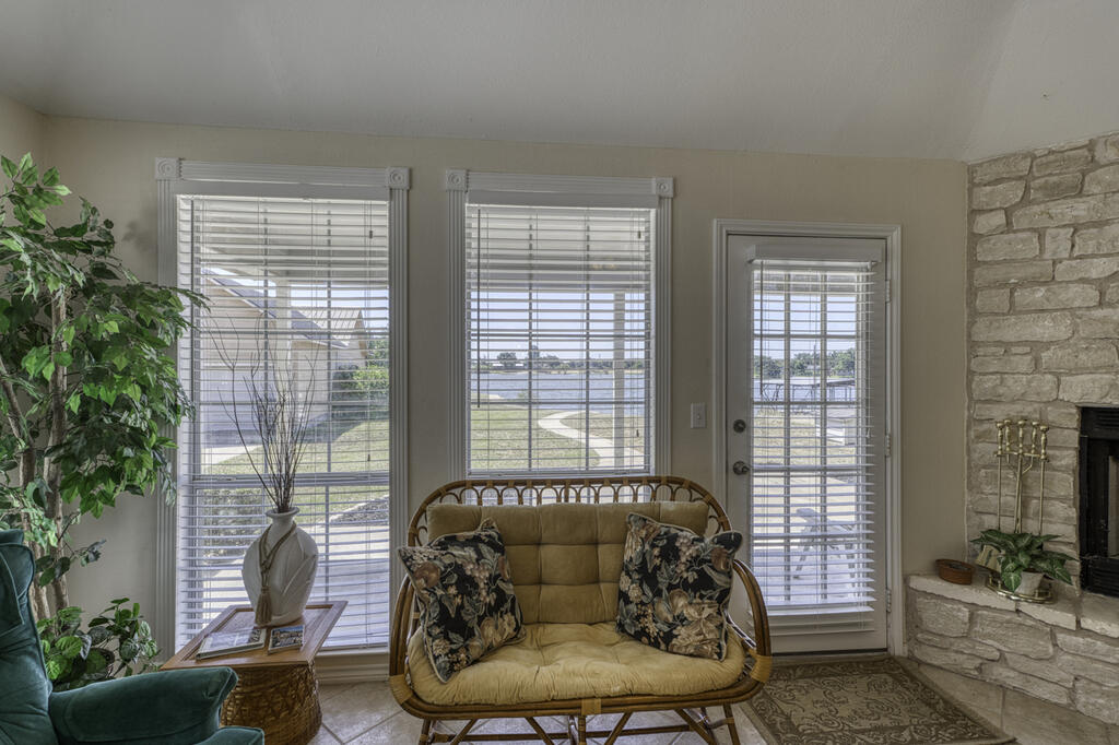 1813 Spring St Property Photo 10