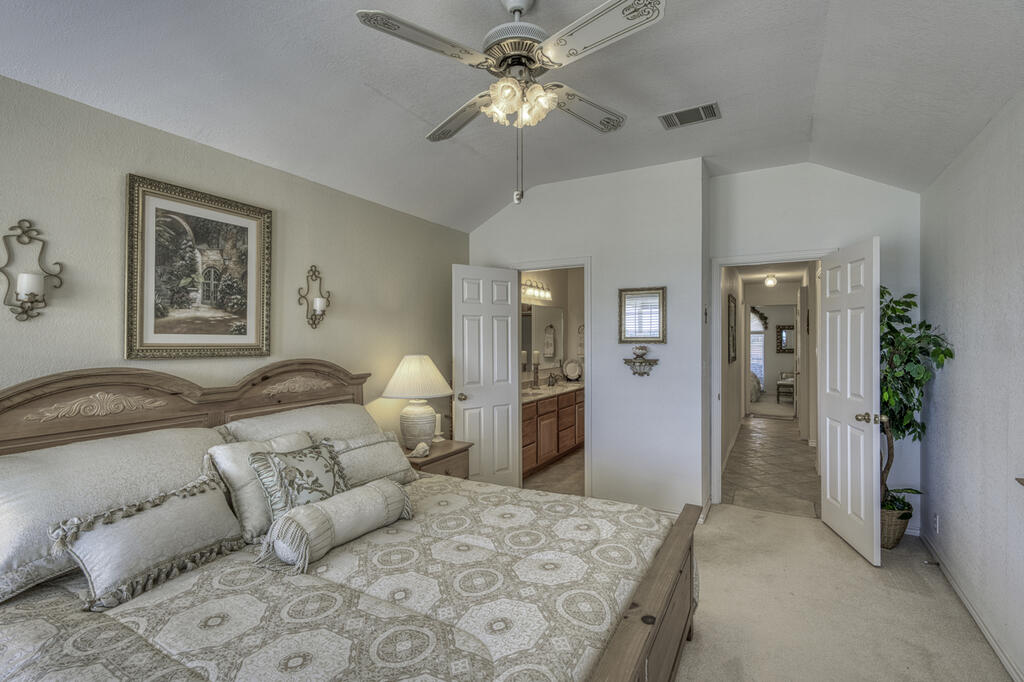 1813 Spring St Property Photo 14