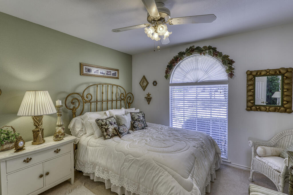 1813 Spring St Property Photo 16