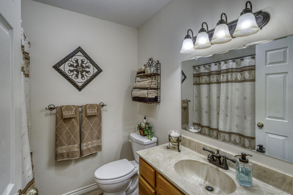 1813 Spring St Property Photo 17