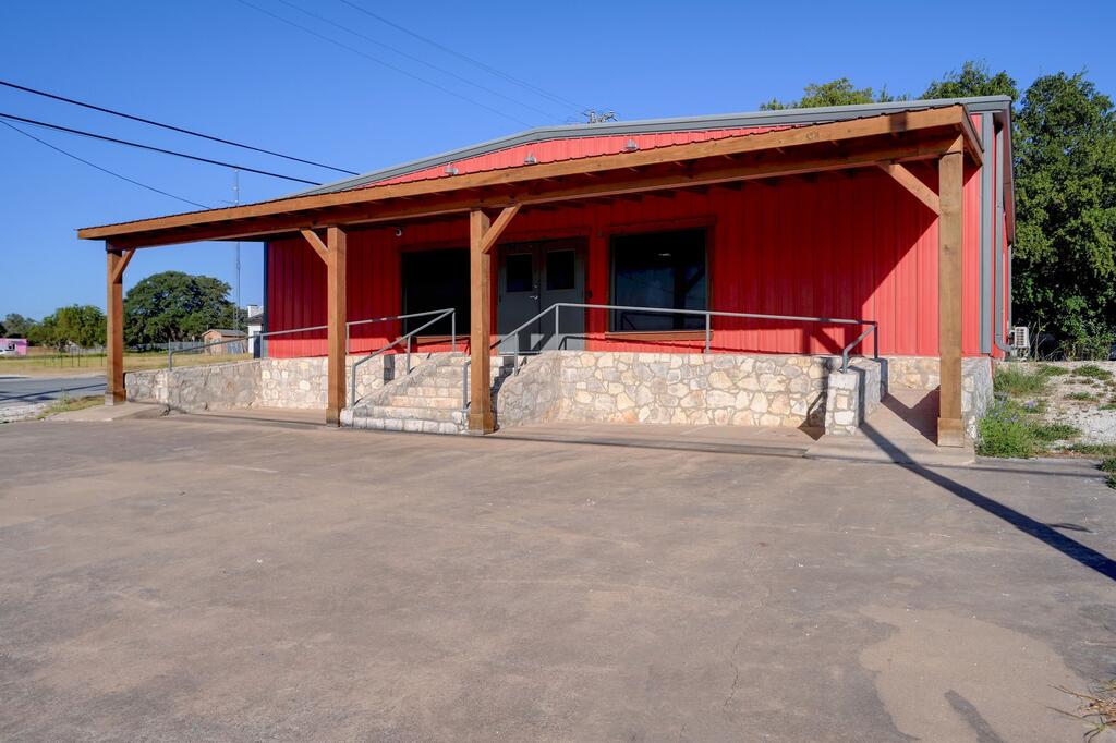 1301 Property Photo 15