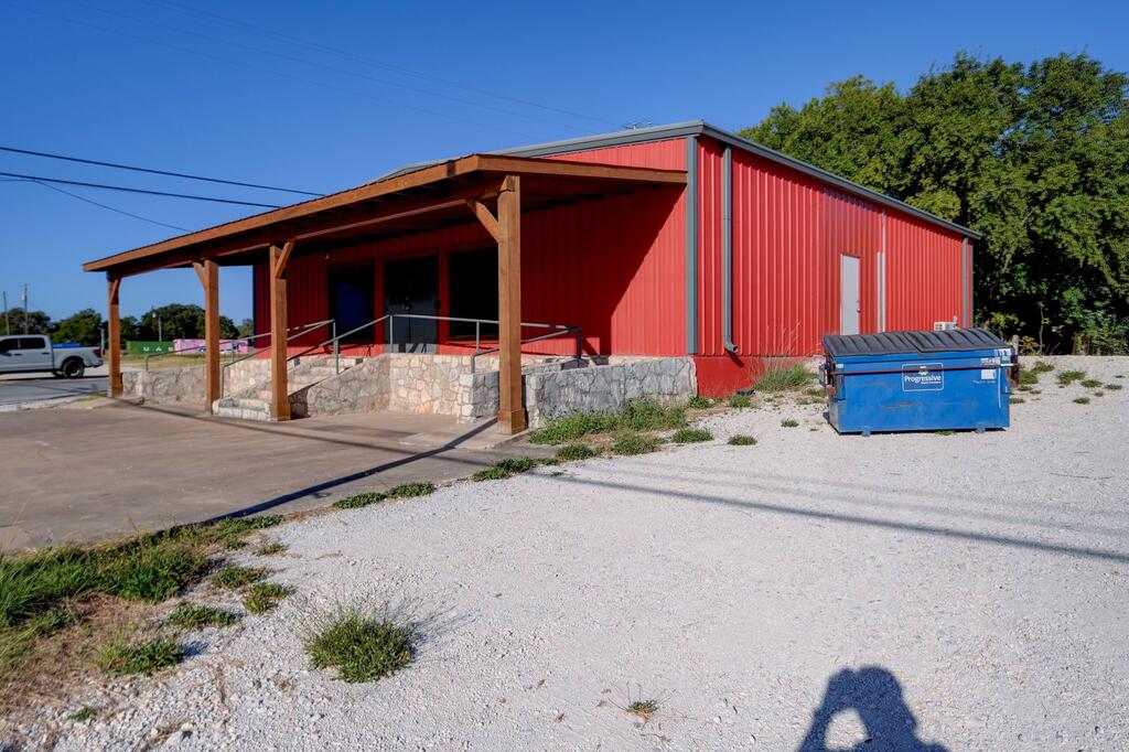 1301 Property Photo 25