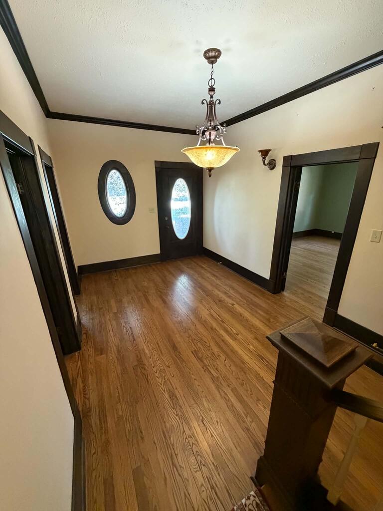1102 S College St Property Photo 8