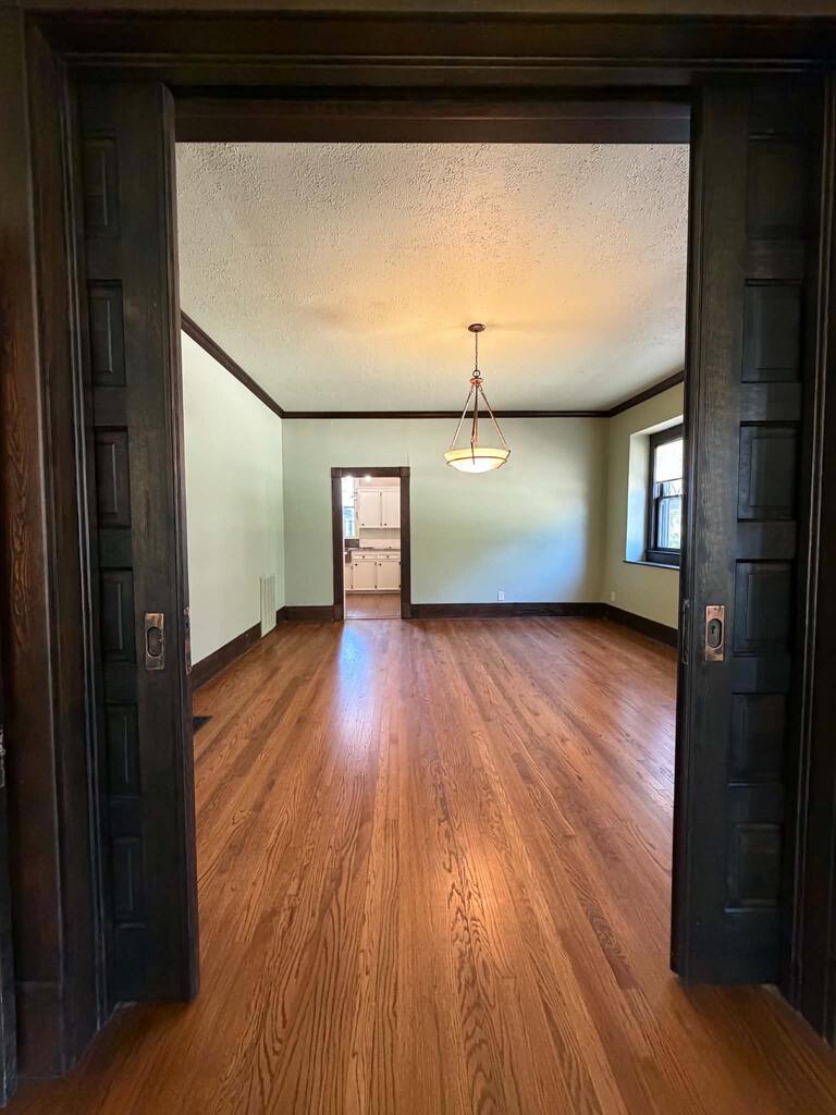 1102 S College St Property Photo 13