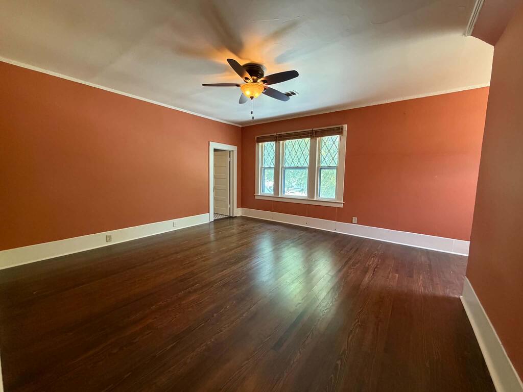 1102 S College St Property Photo 35