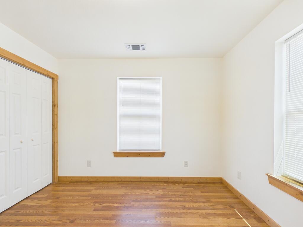 1124 Thiele Lane # 200 Property Photo 3