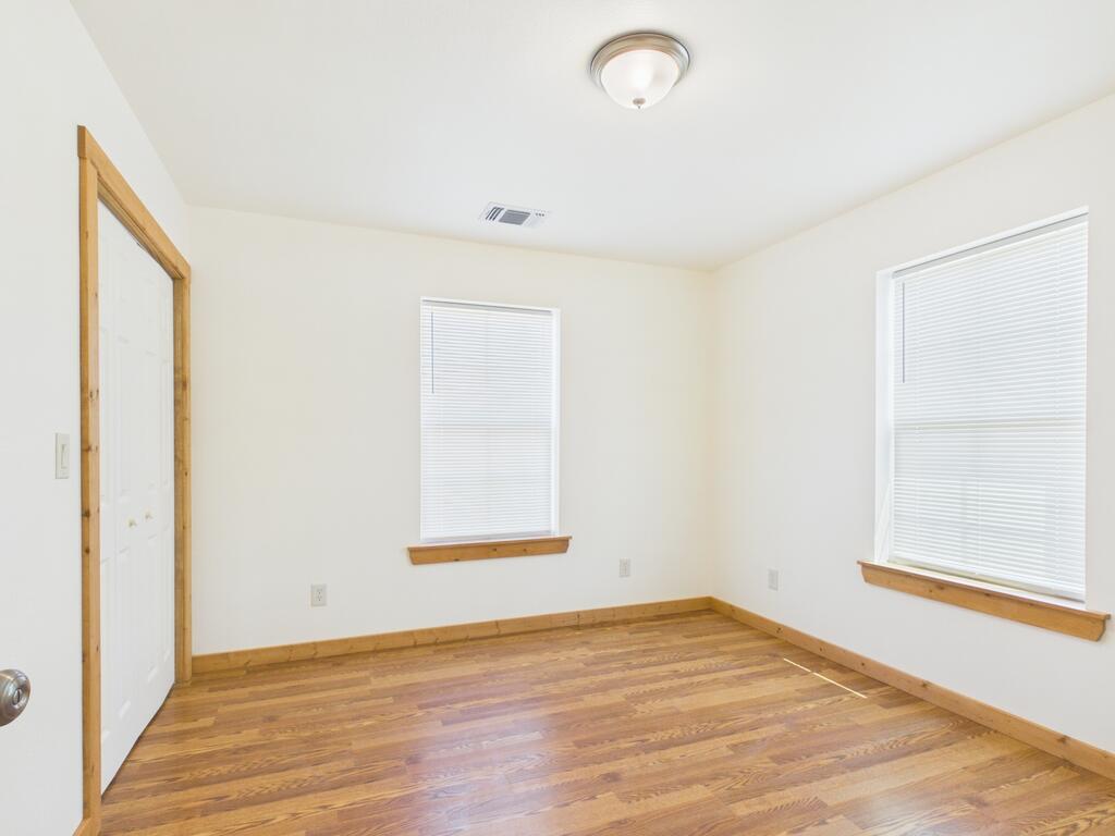1124 Thiele Lane # 200 Property Photo 13