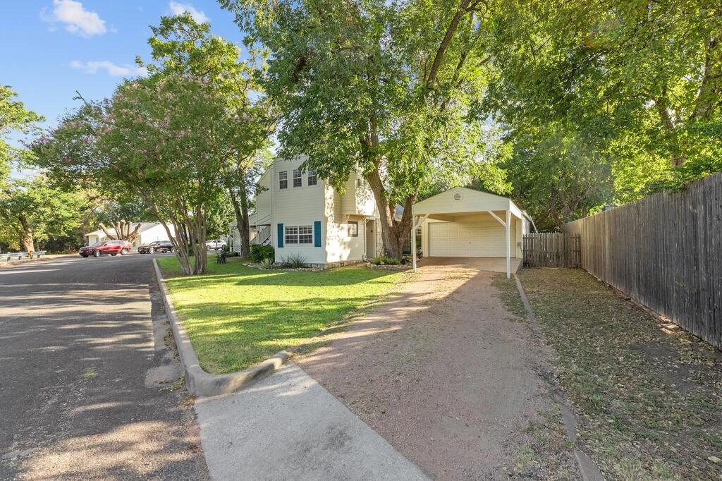 305 S Orange St Property Photo 5