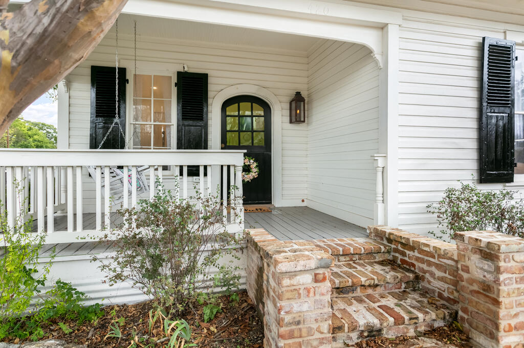 420 S Milam St Property Photo 2