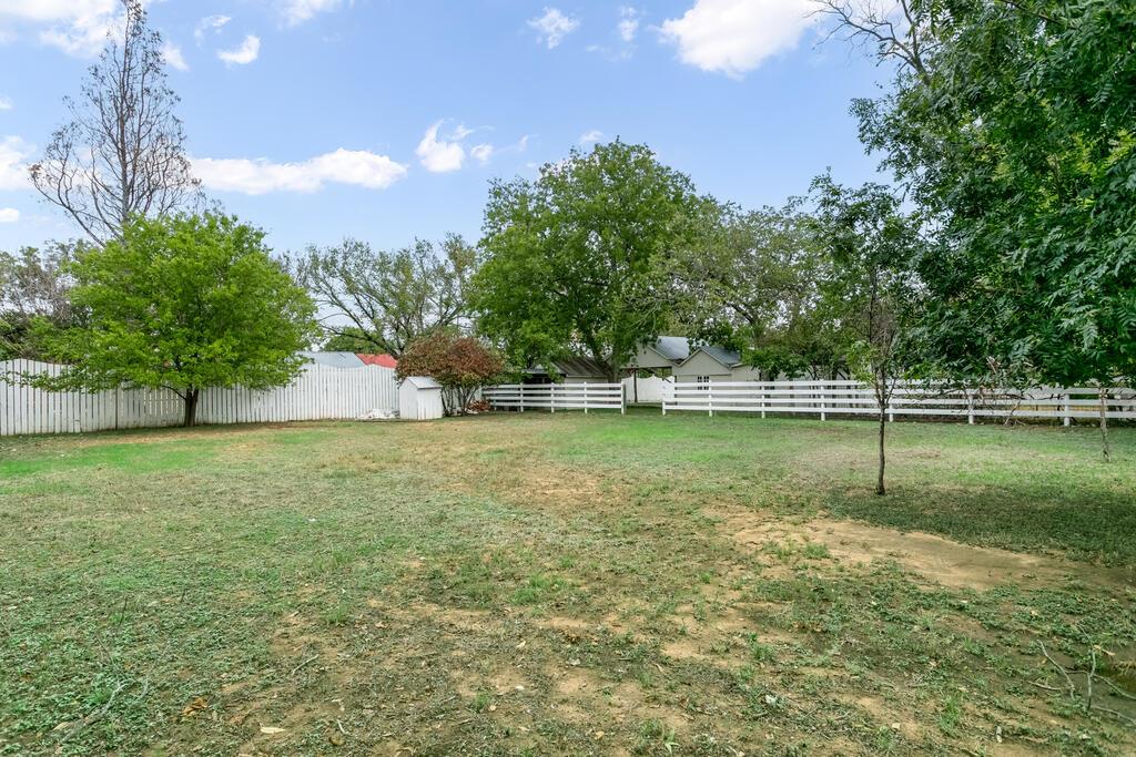 404 Fulton St Property Photo 1