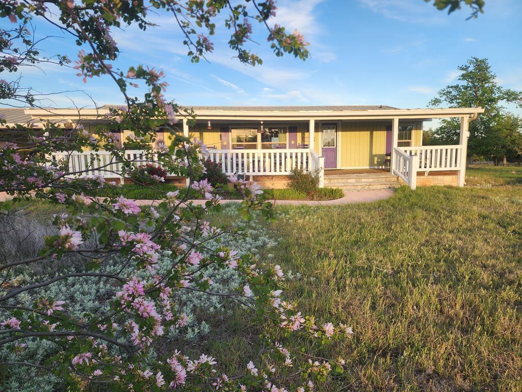 7991 Ranch Rd 965 Property Photo 1