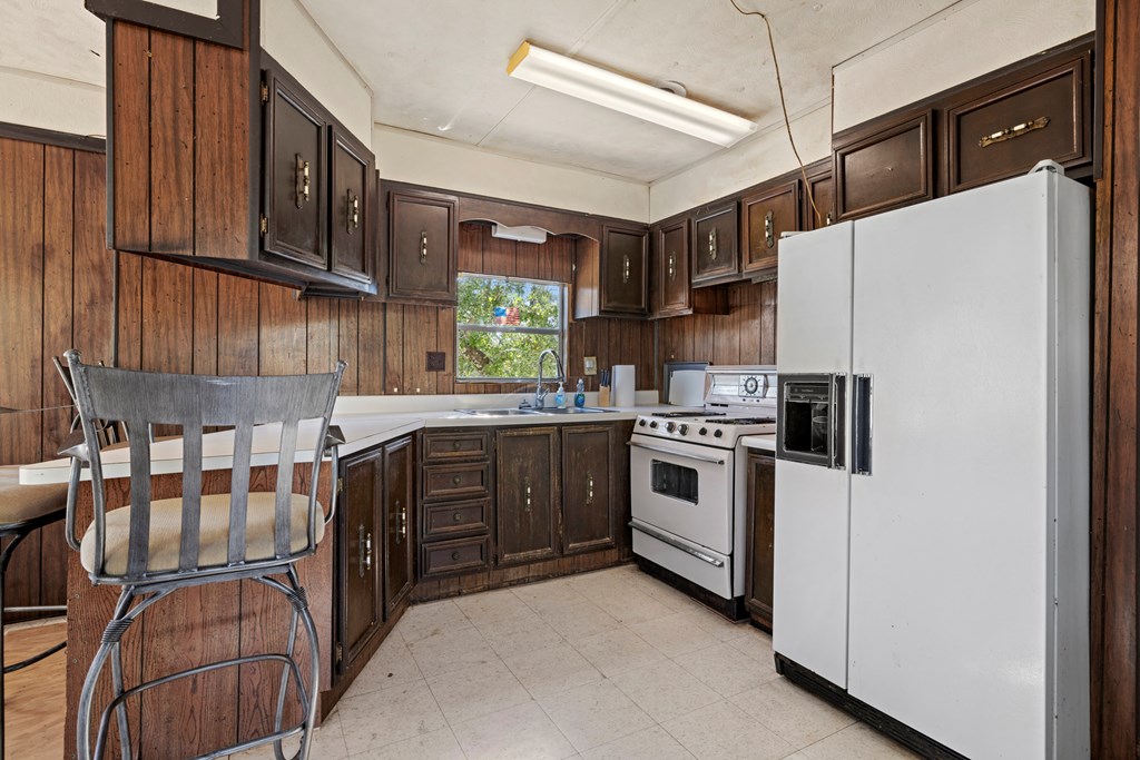 212 Summer Hill Dr Property Photo 12