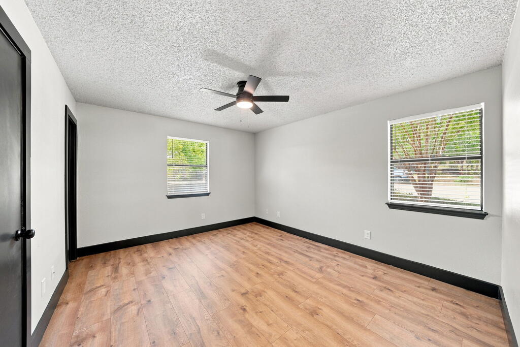 407 Peterson Dr # 407 Property Photo 17
