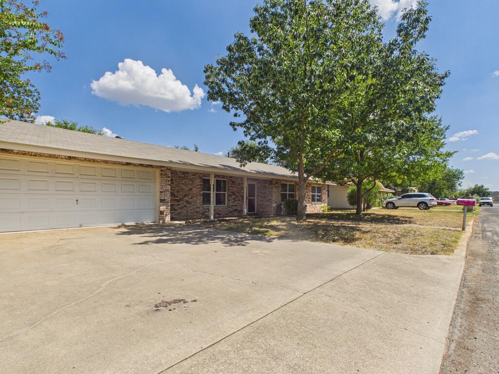 607 S Columbus Property Photo 1