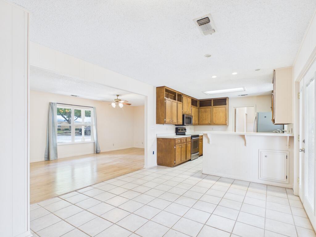607 S Columbus Property Photo 4
