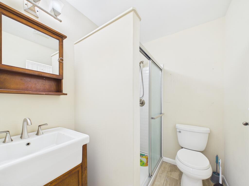 607 S Columbus Property Photo 15