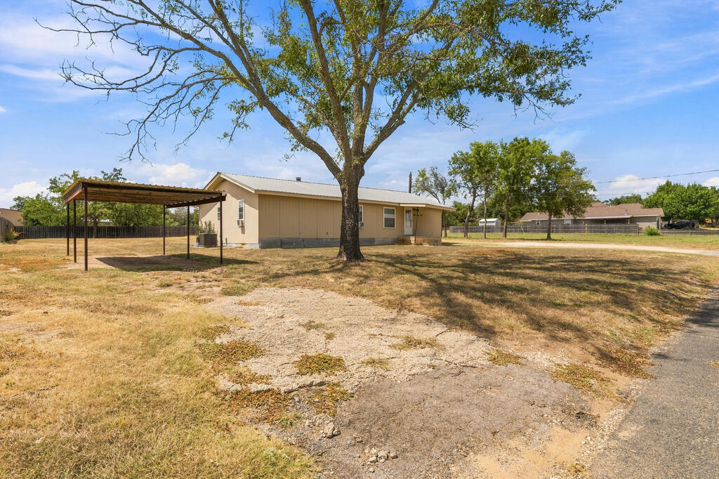 1116 Thiele Lane Property Photo 2