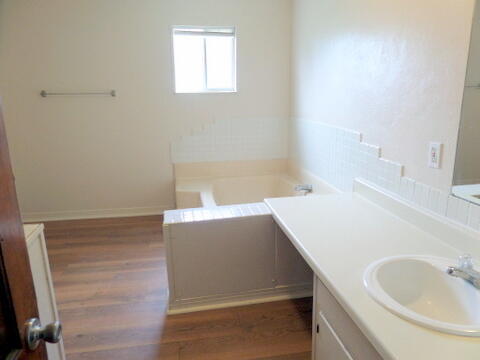 1224 Loving Property Photo 5
