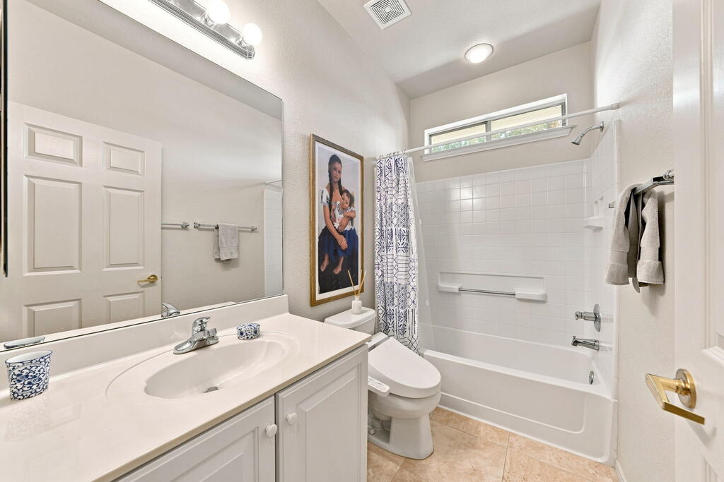 118 W Creekview Dr Property Photo 14