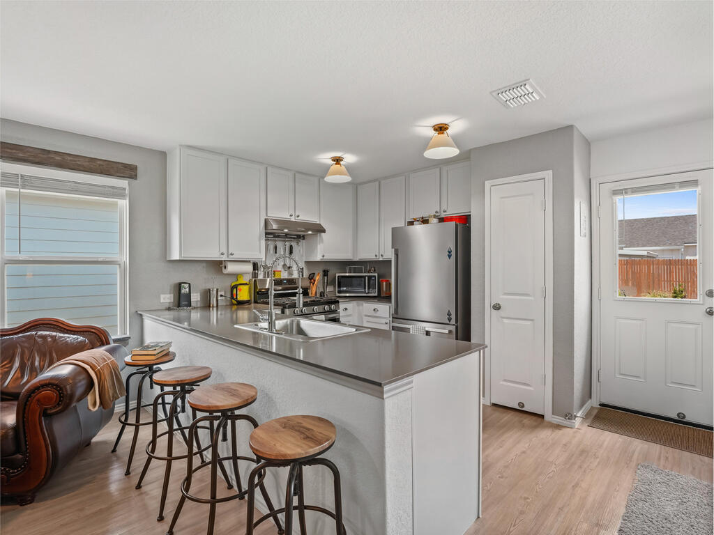 121 Aidan Trl Property Photo 6