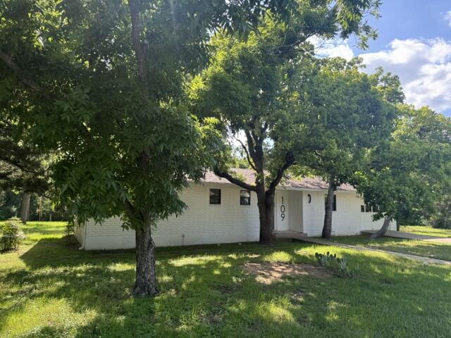 109 Glenwood Dr Property Photo 6