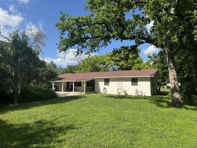 109 Glenwood Dr Property Photo 9