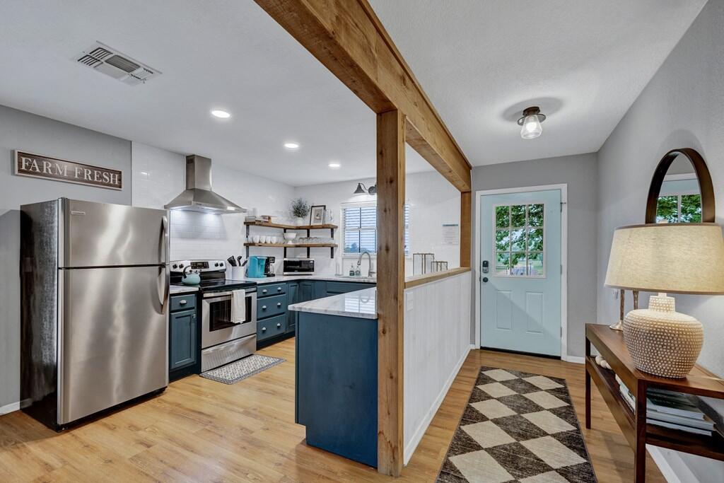 247 Sunday Circle Property Photo 5