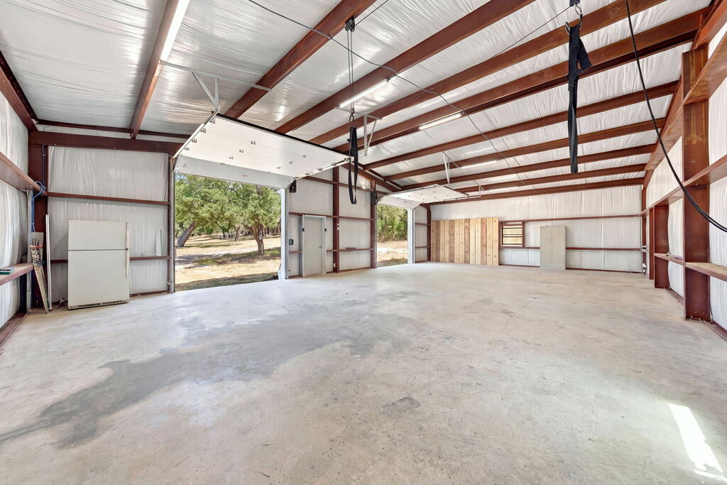 318 Rocky River Rd Property Photo 4