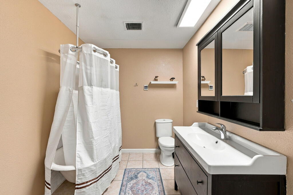 318 Rocky River Rd Property Photo 11