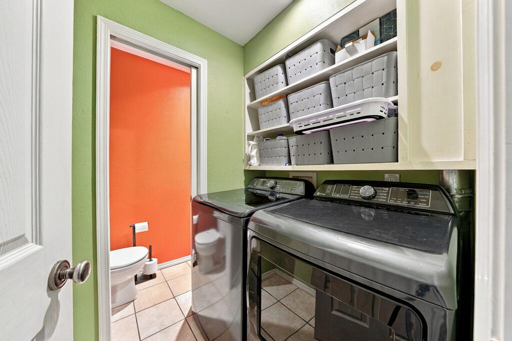 318 Rocky River Rd Property Photo 12