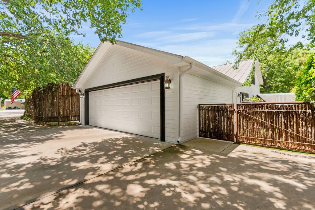 904 N Lincoln Property Photo 48