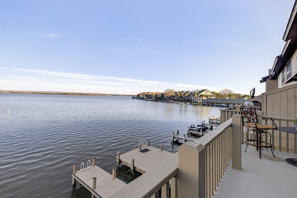 104 Island Dr # J Property Photo 16