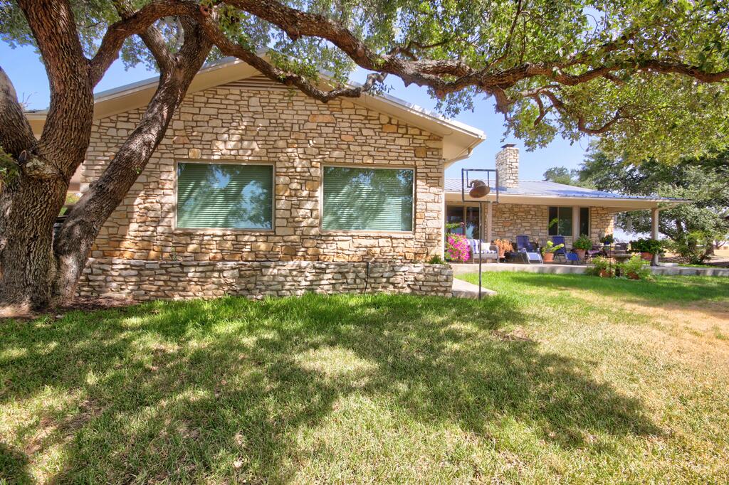 204 Sunset Dr Property Photo 27