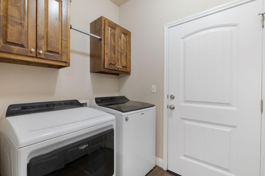 720 Northern Red Oak Property Photo 11