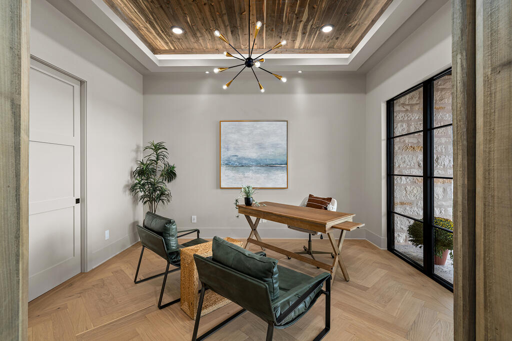 515 Interlaken St. Property Photo 34