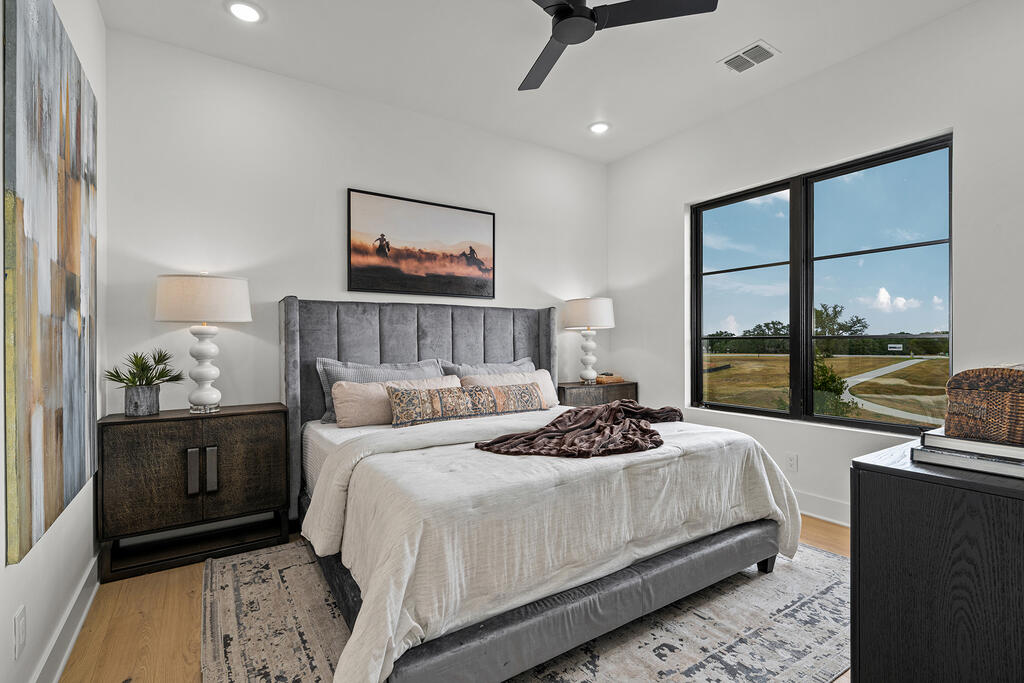 515 Interlaken St. Property Photo 36