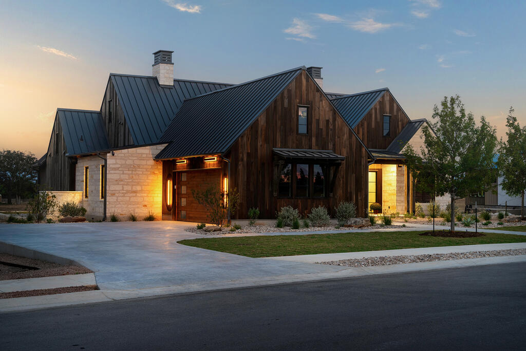515 Interlaken St. Property Photo 45