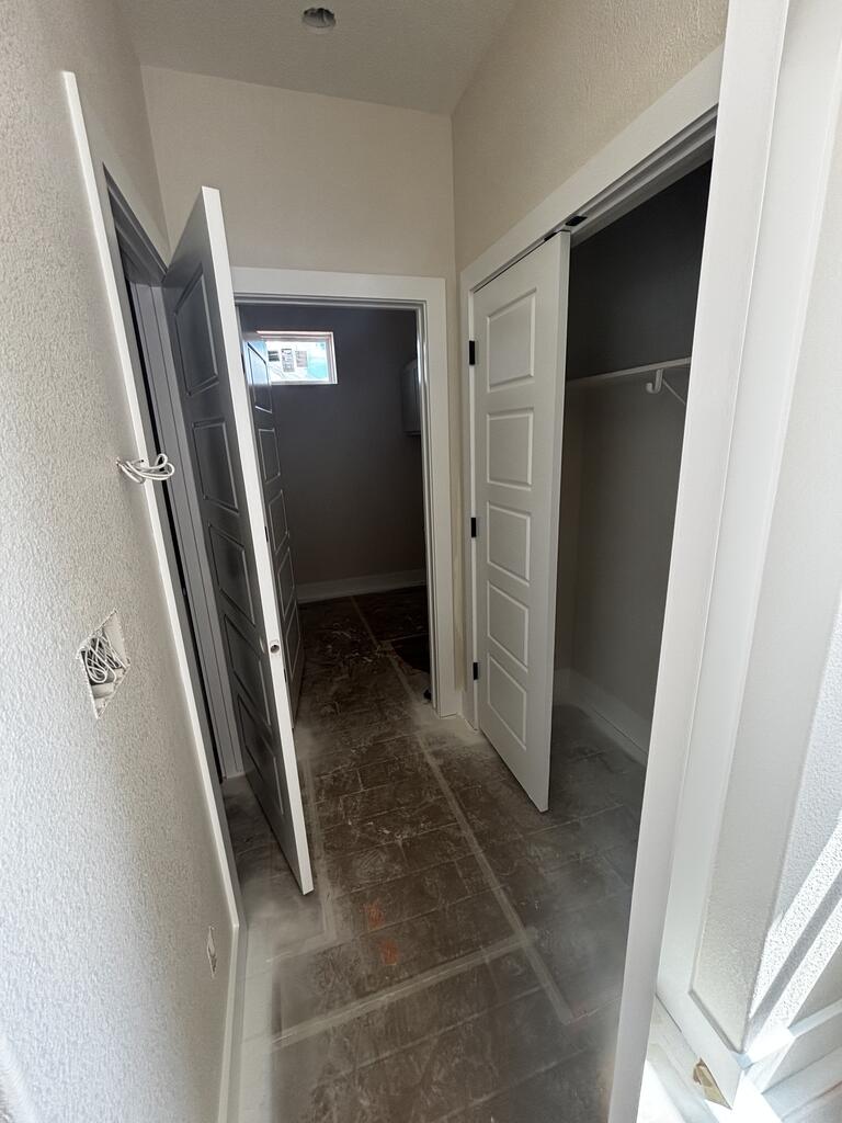 802 S Creek St # 103 Property Photo 16