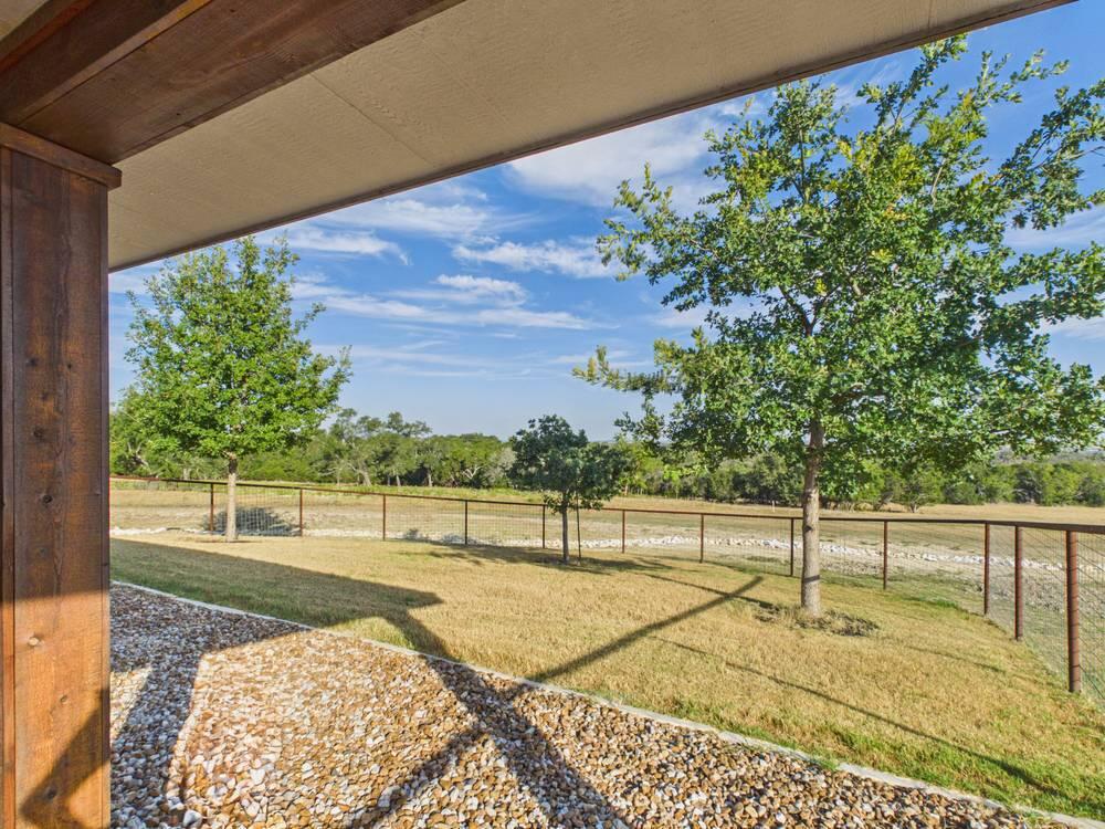 1016 Luckenbach-cain City Property Photo 24