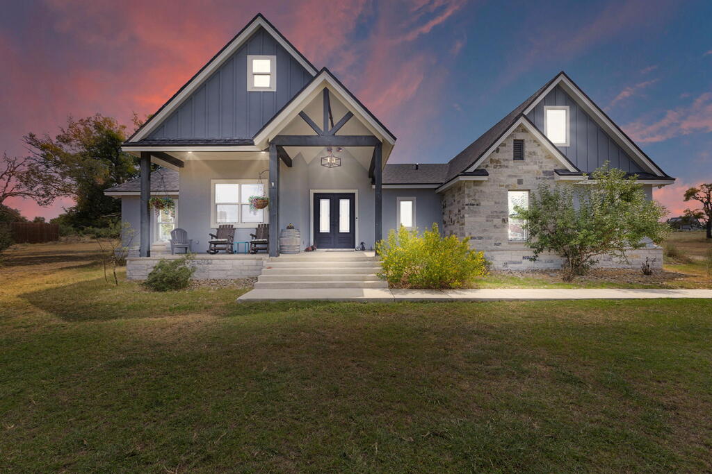 803 Comanche Ridge Property Photo 1