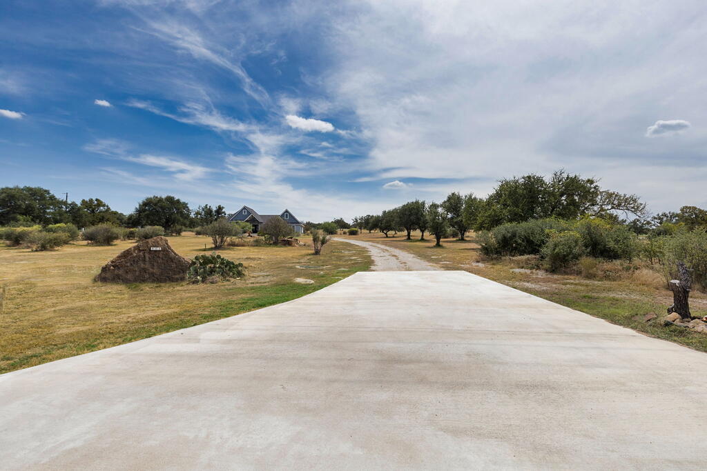 803 Comanche Ridge Property Photo 16