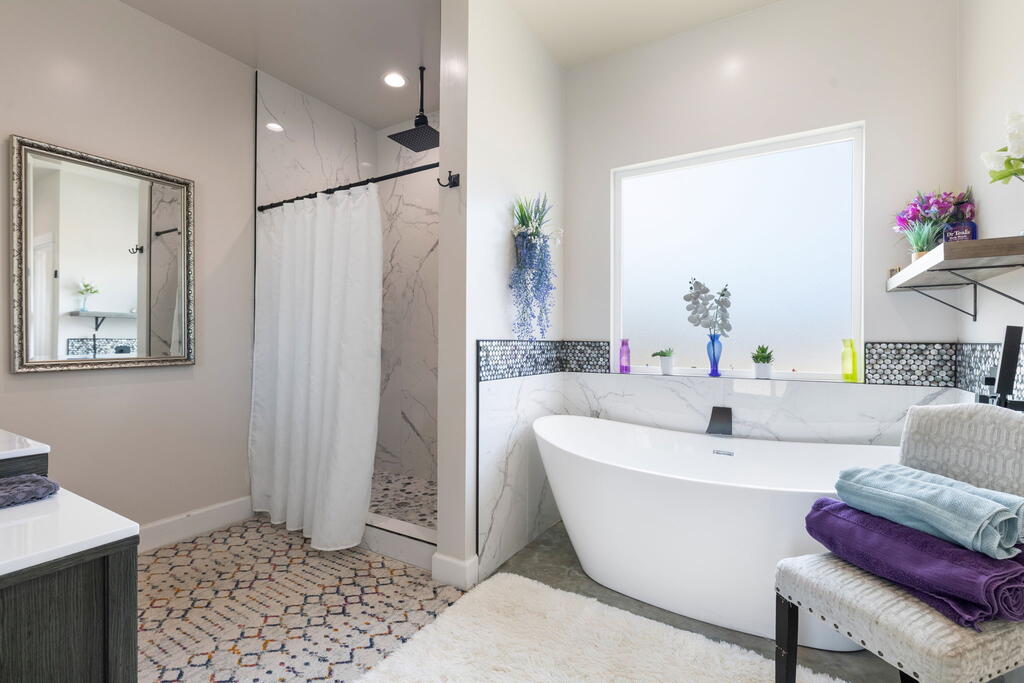 803 Comanche Ridge Property Photo 32