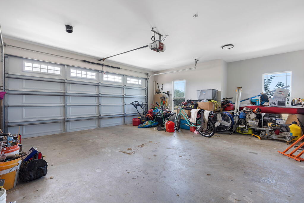 803 Comanche Ridge Property Photo 42