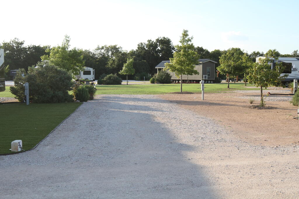 4584 E Us Hwy 290 # 309 Property Photo 4
