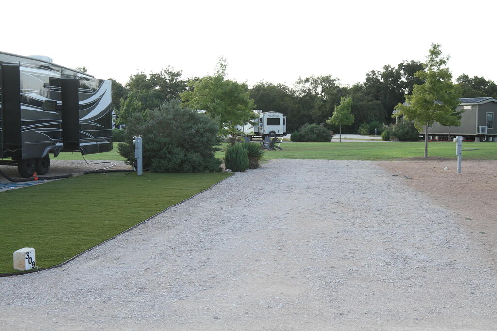 4584 E Us Hwy 290 # 309 Property Photo 7
