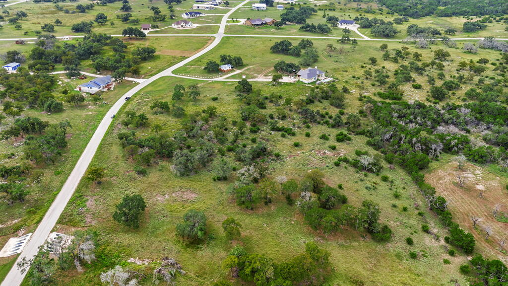 322 Axis Circle Property Photo 14